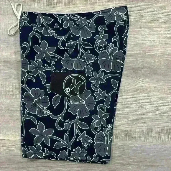 Vintage Y2K Hurley International Boardshorts Swim Trunk Shorts Floral Mens SZ 33 - Picture 1 of 13